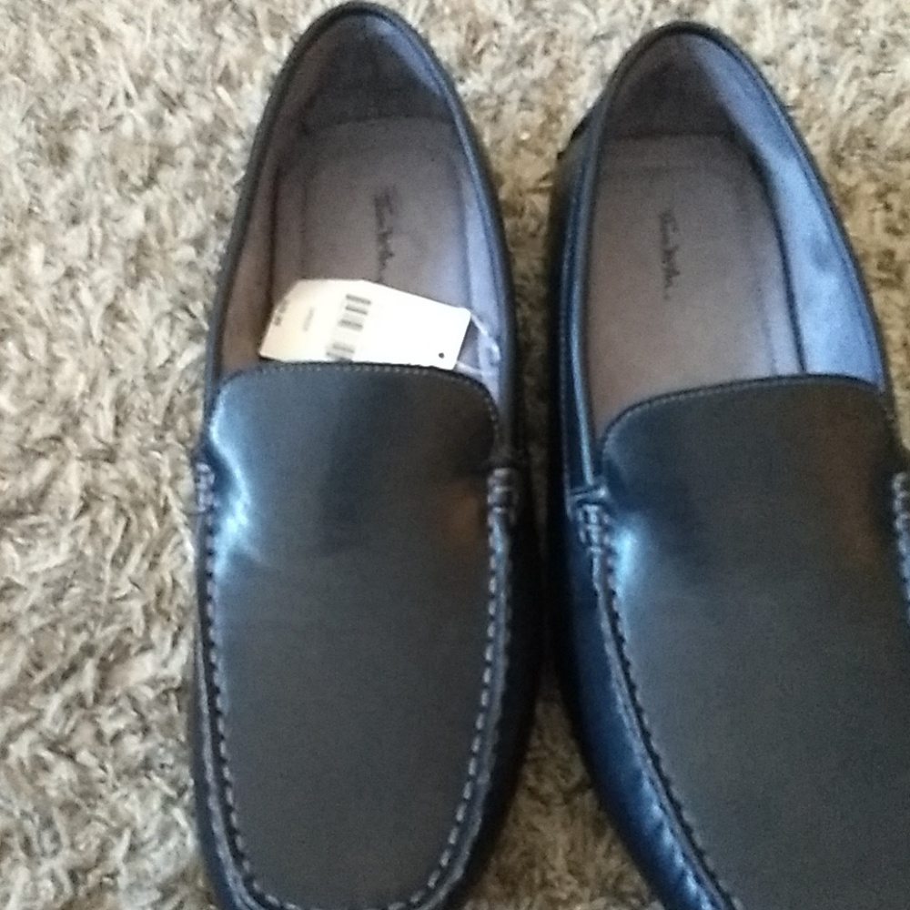 Tom Mc Thom McAn all leather loafers it just
